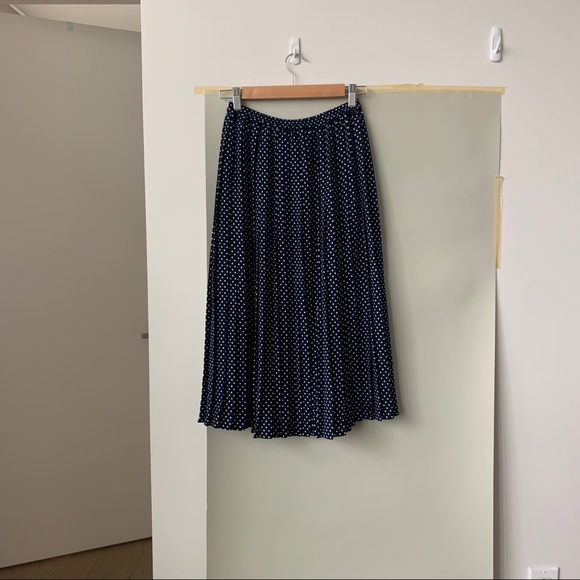 Michael Kors Two Piece Set - Picture 7 of 11